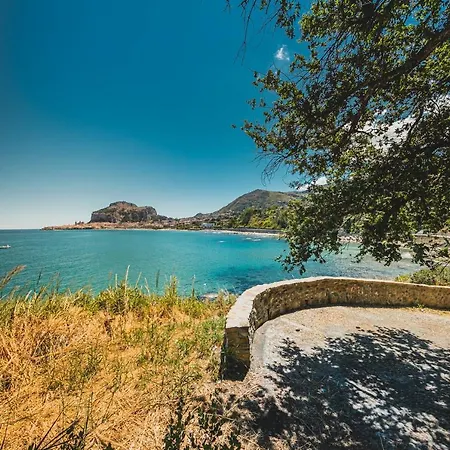 Cala Grande * צ'פאלו